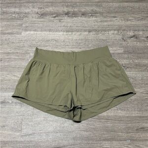 HALARA Olive Athletic Skort-Style Shorts